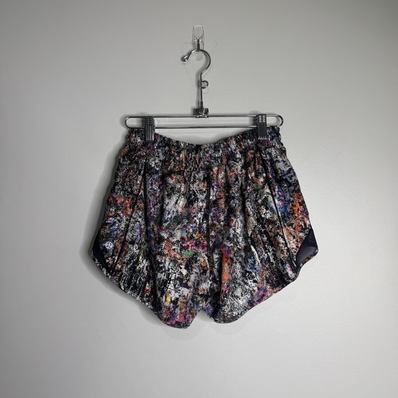 Lululemon Shorts Womens 6 Tall Multicolor Abstract Run Speed Athletic - Picture 2 of 6
